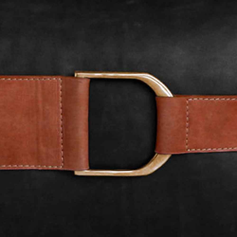 Talabartero-pouf_leather-detail_negro_2tone_brass