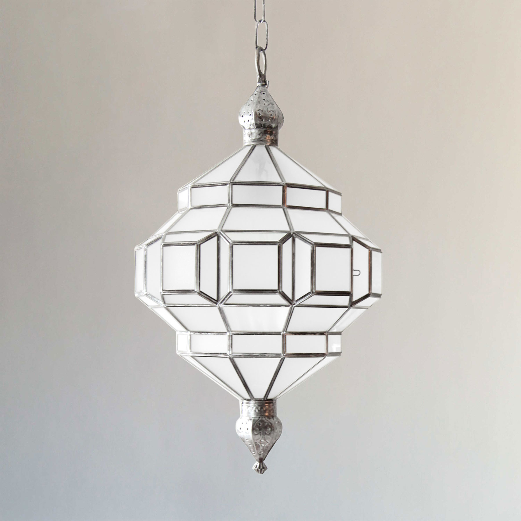 <a href="https://www.lavivahome.com/shop/lighting/granada-lanterns/">Granada Lanterns</a><br /><span style="font-size:9pt;" > Alhambra</span>