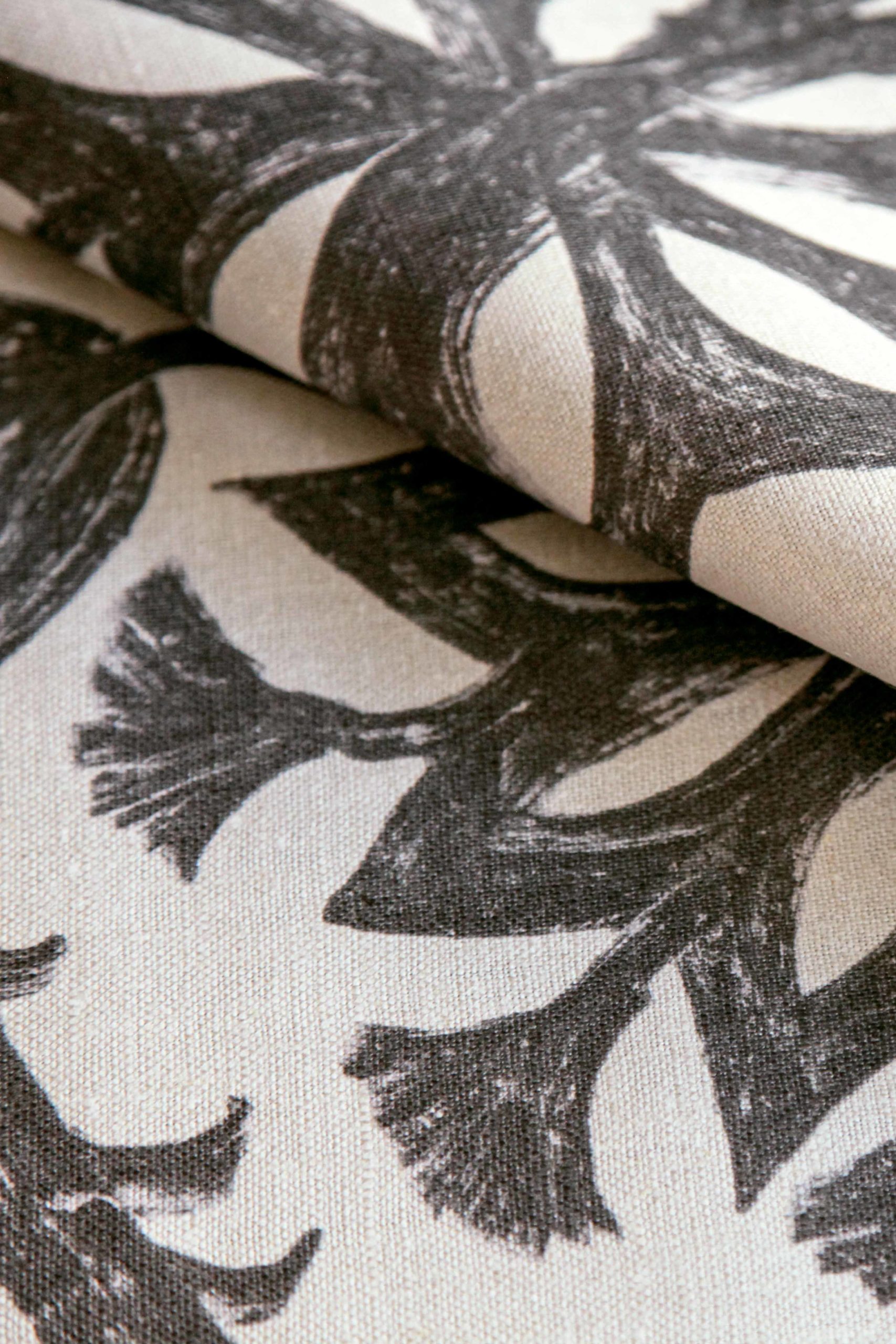 Khovar flower linen fabric by the yard