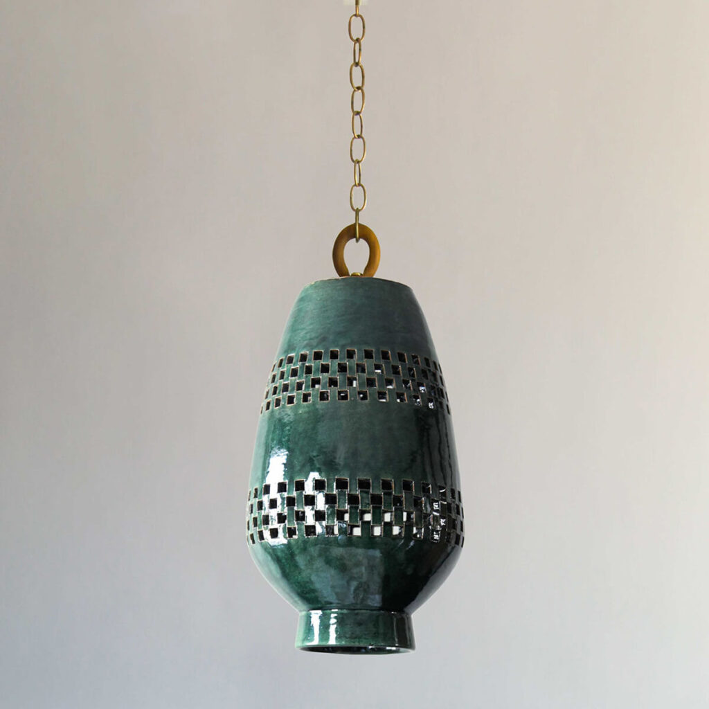 Ajedrez Pendant, Size B