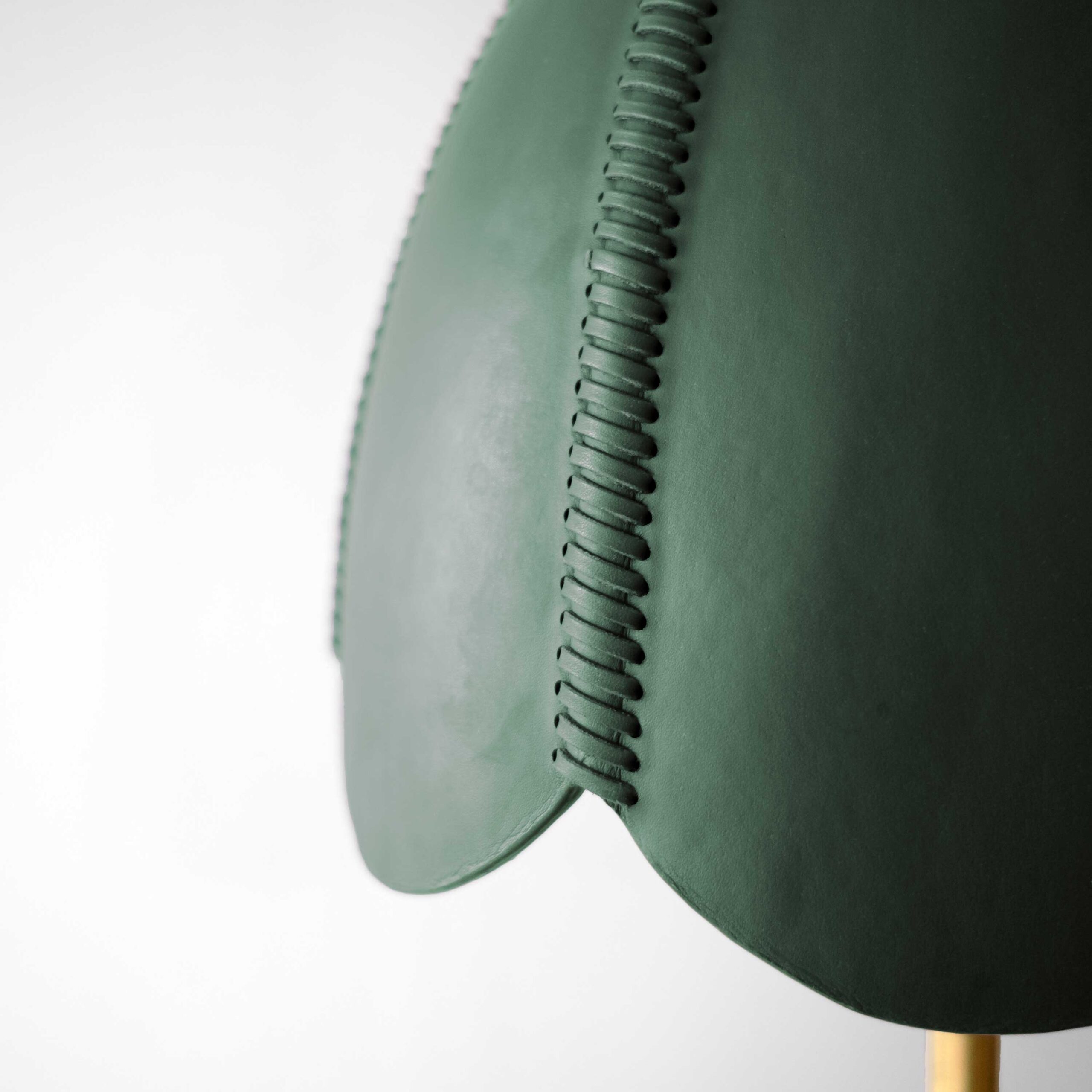 Saddle-Lamp_Floor-Lamp_Doma_Palma_Detail_Slide