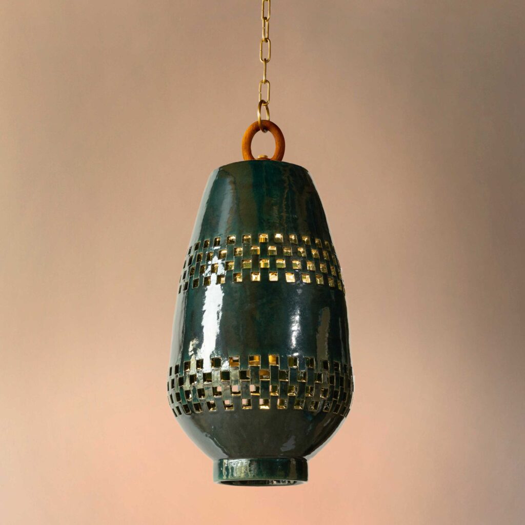 Ajedrez Pendant, Size C hover
