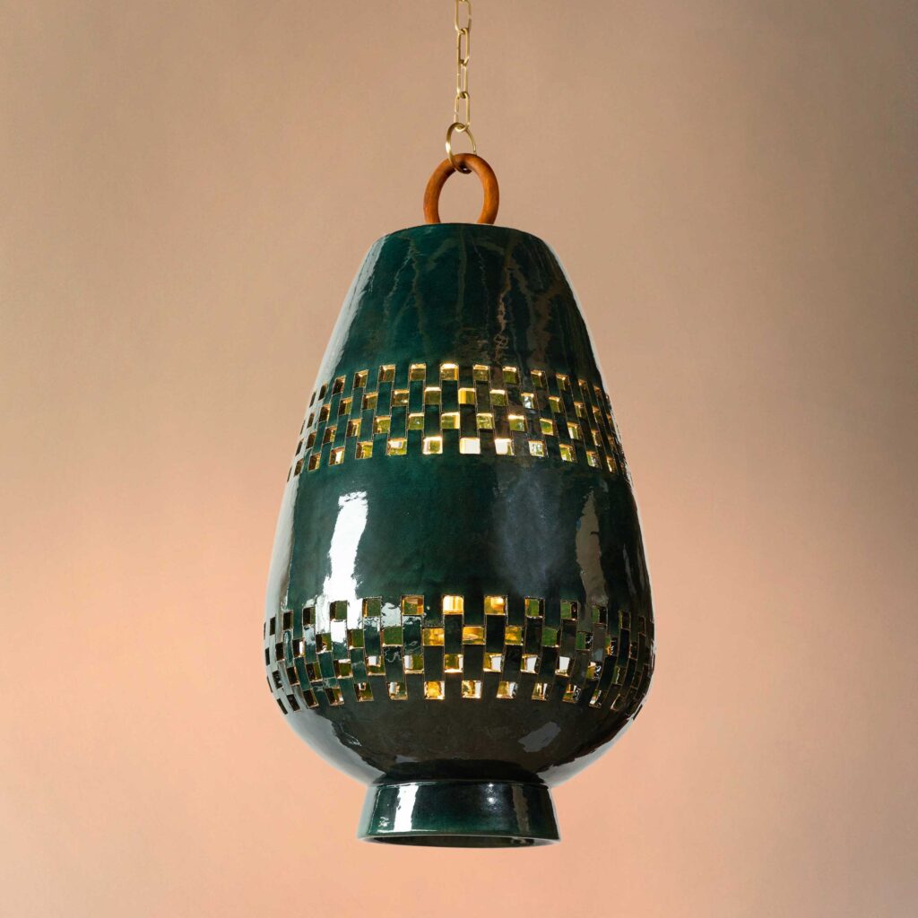 Ajedrez Pendant, Size D hover