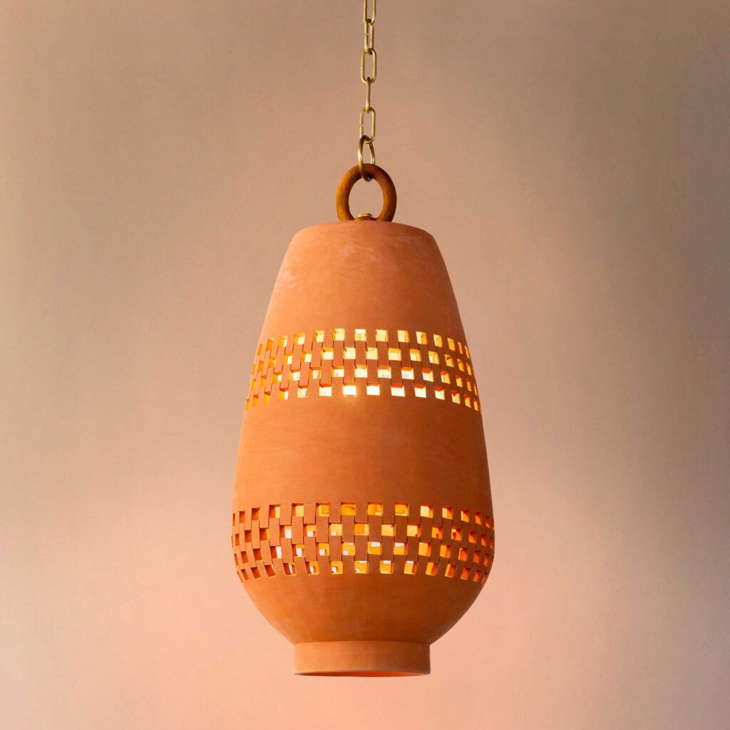 Ajedrez Pendant, Size C hover