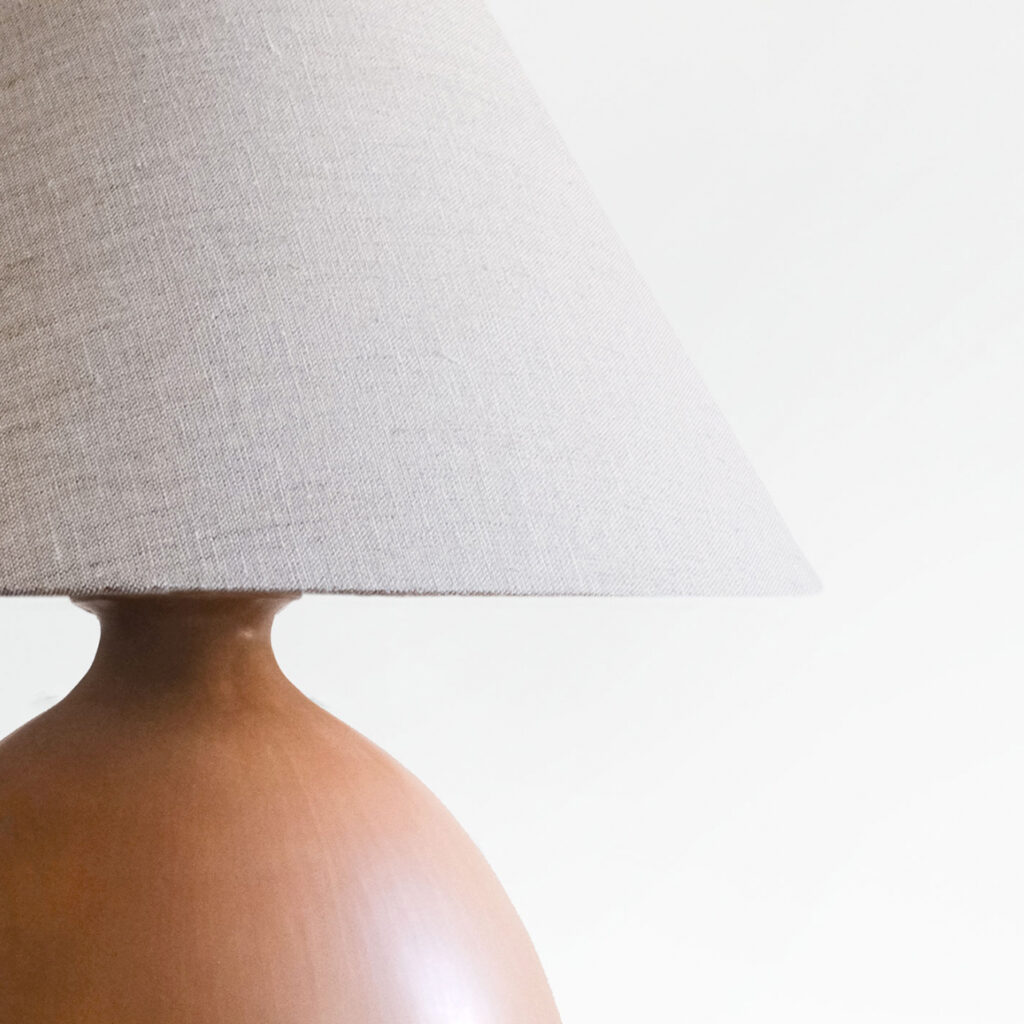Barro Terra Lamp hover