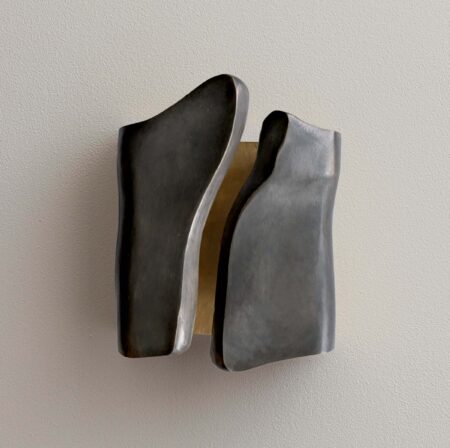 Capullo sconce in ceniza finish