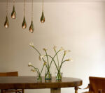 flor de bronce lirio pendant