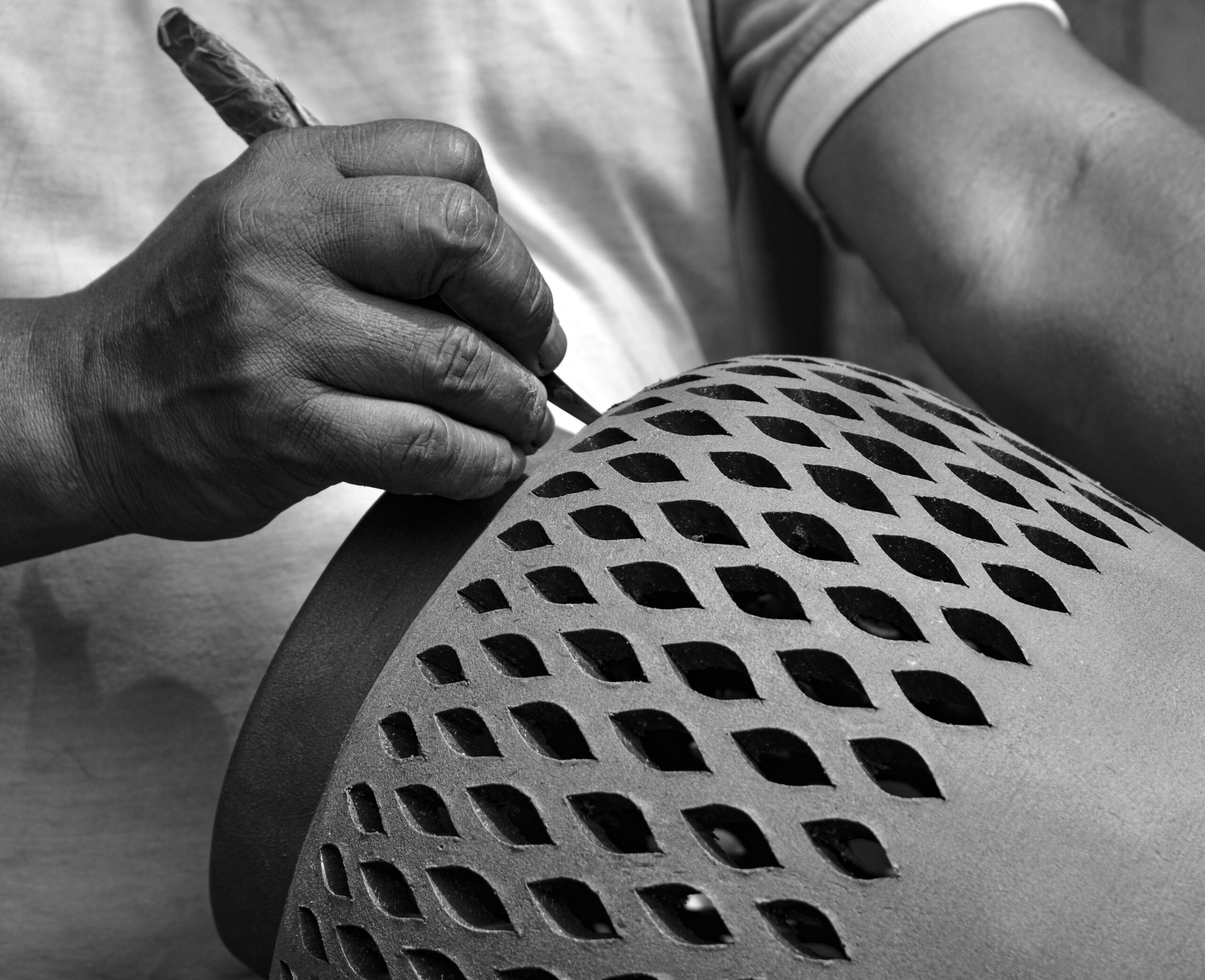 Atzompa-Lighting_Workshop-Photos_Ana-Paula_04_bw_c Atzompa workshop photo