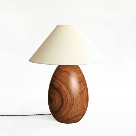 <a href="https://www.lavivahome.com/lighting/arbol-table-lamp-collection/">Árbol Table Lamps</a><br /><span style="font-size:9pt;" > MORADO ML68</span>