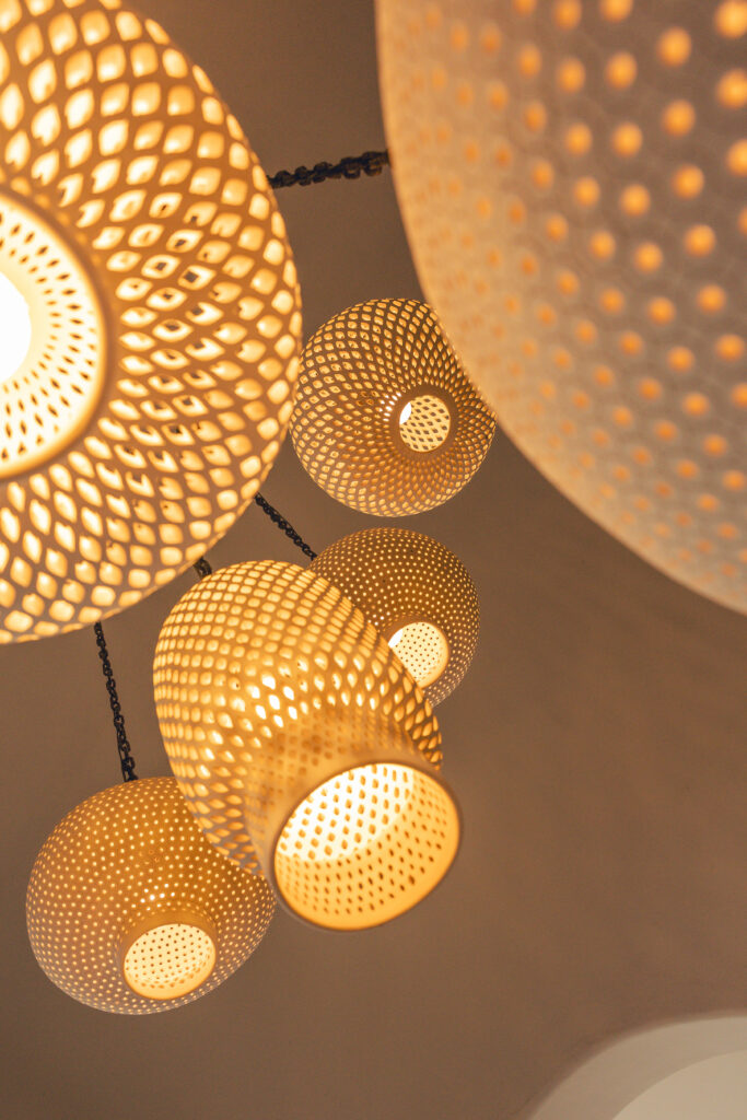 Aviva(1de1) clay pendant lights